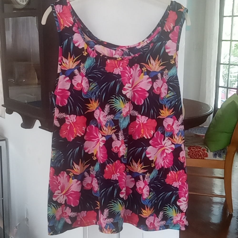 TIME and TRU Tank Top